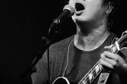 10年前李志汪峰许巍的现场是这样 你知道他们那些事吗？ 