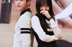 金明洙郑秀晶综艺节目表白 两人戏中关系暧昧 