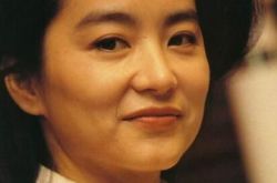 林青霞胡慧中相似照集锦 好似亲姐妹一般 