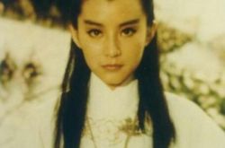 林青霞红楼梦金玉良缘反串扮相俊美 与张艾嘉互换角色演宝玉 