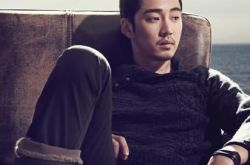 韩国演员尹启相电影大全 从歌手到演员的完美蜕变 