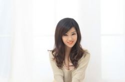 歌曲梅花泪紫菱介绍  歌手紫菱个人照片曝光 