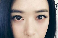 奔跑吧兄弟蒋欣脚踢赤赤  爆私下与陈赫关系 