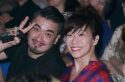 林忆莲美照年轻依旧 三年姐弟恋开花结果 