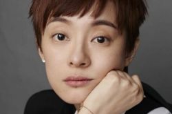 孙俪2004年车祸错过春晚 曝自己拔嘴上玻璃渣 