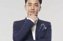 黄磊个人生活照显年轻 “整容哥”上《缘来非诚勿扰》引热议 