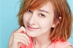 吴昕同款鞋遭疯抢 爆昕姑娘谢娜不和 