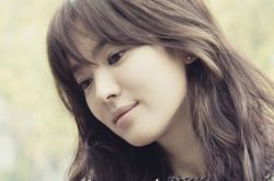 赵允熙宋慧乔携手出演浪漫满屋 网友散布乔妹谣言被判处罚款 