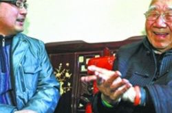 庄奴的妻子照片被扒 探访其最后的“小城故事” 