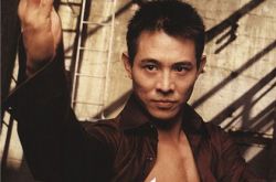 李连杰图片肌肉霸气十足 为你揭秘其人生启示 