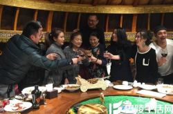 北电89级表演班聚会 朱宏嘉邵兵聚集嗨翻天 