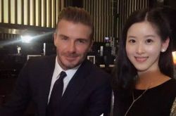 奶茶妹妹合影小贝图片走红网络 网友称女方近照老了十岁 