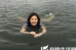 臧芮轩甜牵张维锡溜冰好浪漫 一摔再摔糗糗 