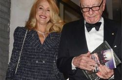 默多克女友是谁？被曝是麻辣超模 