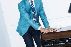 韩国明星李瑞镇女友是谁  其单方宣布分手前女友金正恩痛哭 