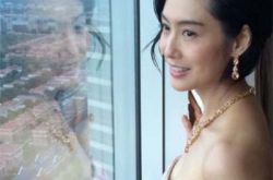 朱茵微博晒近照   网友称赞女神不老 