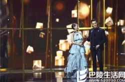 胡歌林依晨八年后再同台 射雕CP默契依旧相互逗乐