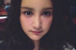 狗粮接好！张歆艺被酸整容 老公袁弘:六岁时下巴就这样