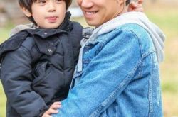 【娱乐周扒皮】《爸爸去哪儿4》黄致列下车 阿拉蕾董力圈粉无数