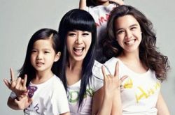 钟丽缇将大婚两女儿送祝福 希望再生一个弟弟