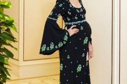 37岁姚晨今日顺产得女 女儿取名小茉莉