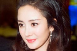 胡歌微博爆了 这一次无关风月但粉丝们都看哭了