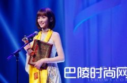 罗晋微博祝贺唐嫣拿视后 网友表示：520提前撒狗粮？