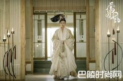 7位90后小花电视剧未播先火 郑爽热巴谁是收视女王？