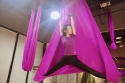 刘亦菲一字马穿透视裙 神仙姐姐重出江湖