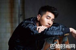 赵又廷深夜狂签名 无奈回应神台词