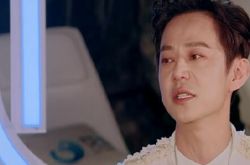 何炅首谈发飙自责 网友：谁能让情商如此高的何老师发飙