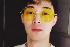 权志龙经纪人曝光 李泰希照片流出俘获迷妹