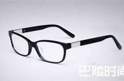 娱乐圈中近视的女明星 视力差的女明星都有哪些