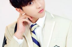 我才不会被女孩子欺负呢叶麟和任小芹在一起了吗