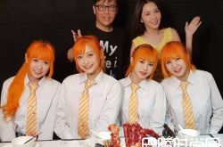 马来西亚女团amoi-amoi参加综艺吃蟹吃到饱