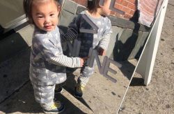 陈冠希女儿什么时候生的？陈冠希女儿喝的水品牌是什么