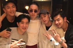 柯震东生日5男神同框 房祖名吴建豪到场
