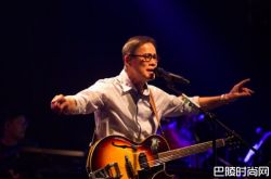 罗大佑找摇滚教母当嘉宾 演唱会相当嗨