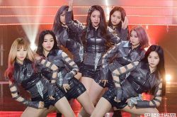 uni.t组合成员个人资料 uni.t组合里面谁退出去了？