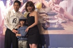 蓝钧天新郎兼媒人 婚礼座位帮李维维相亲