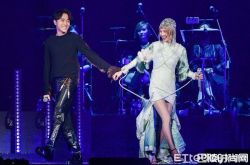 青峰合唱张韶涵《蓝眼睛》勾回忆