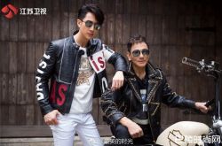 父子都与初恋结婚 吴尊揭妈去世16年逼哭72岁爸爸