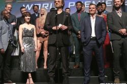 复仇者联盟传在奥斯卡合体 没主持人拯救收视率