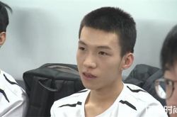 TOP打野Xx小熊是谁？Xx小熊个人资料和背景曝光 