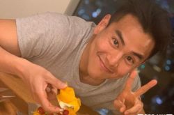 余文乐为彭于晏庆生 男神又成熟了一岁