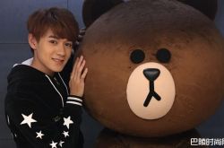 易柏辰为什么叫易恩 易柏辰年龄资料及照片