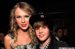 小贾斯汀杠上泰勒怎么回事？发文力挺经纪人