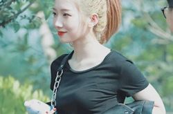 韩国评论孟美岐的人气 存在感弱让人记不住她是谁