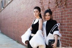 Selina任容萱姐妹看纽约时装周 太兴奋舍不得睡聊通宵