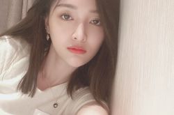 吴宣仪9秒眨眼20次 打破金氏纪录